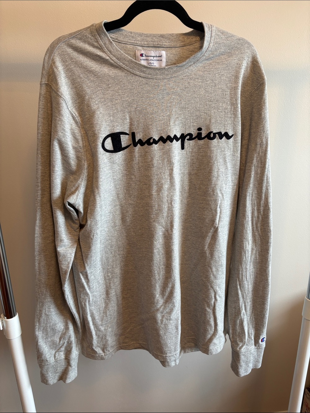 Men’s Champion Heather Gray Long Sleeve Logo Shirt